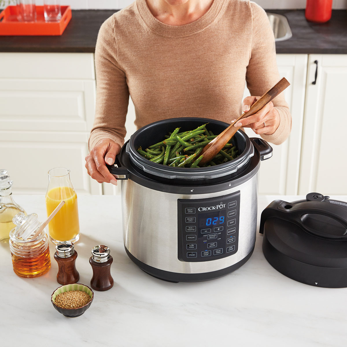 Crock-Pot Cook & Carry SCCPVS600ECP-S Slow Cooker Review - Consumer Reports