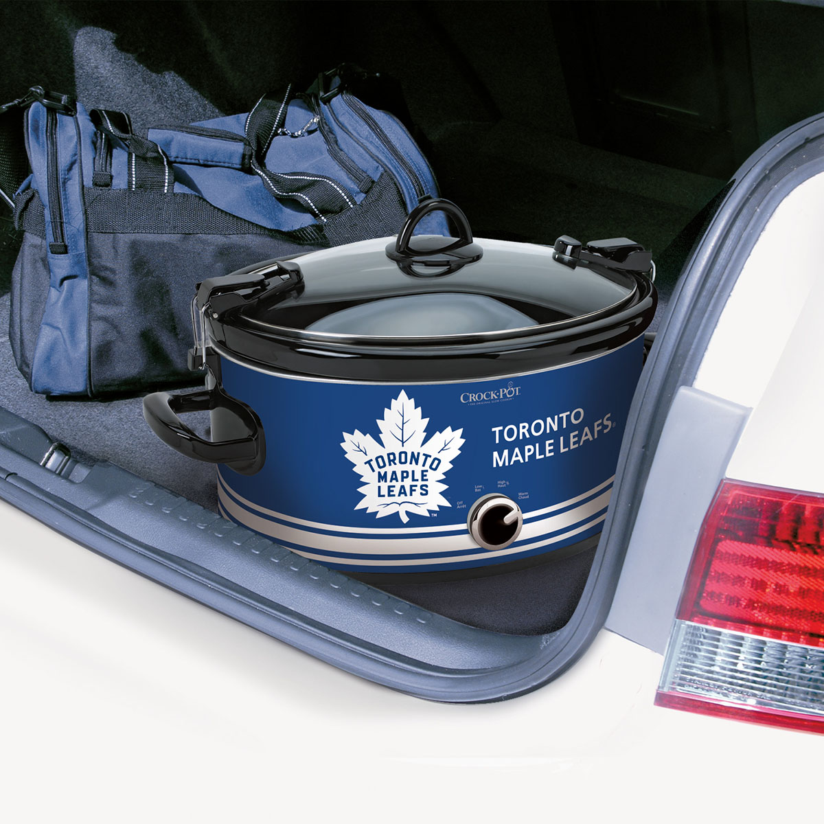 CrockPot® NHL® 6Qt Oval Manual Cook & Carry™ Slow Cooker,